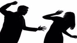 ما الحل مع الزوج الذي يضرب زوجته